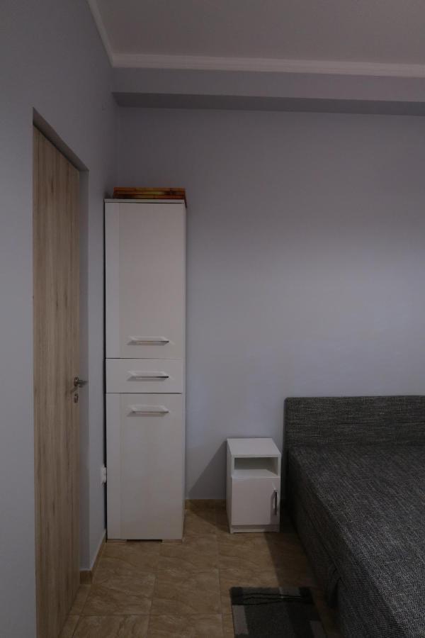 Eva Apartman Szigetvar Exterior photo