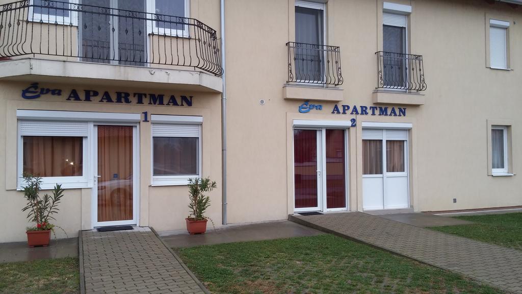 Eva Apartman Szigetvar Exterior photo
